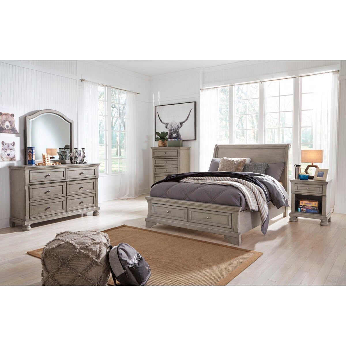 Lettner Collection Bedroom Customizable 16